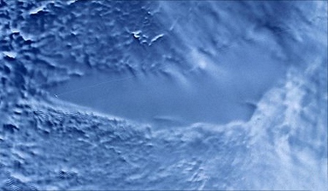 Lake_Vostok_Sat_Photo_color.jpg.1000x297x1