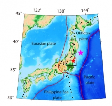Les failles qui traversent le plancher océanique seraient capables de faire transiter l'eau des océans vers les profondeurs de la Terre dans des quantités plus importantes que ce qui était supposé jusqu'ici. Crédits : © Tong et al. 2012, Solid Earth