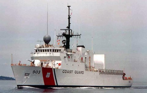 Cutter est le terme utilisé par la Garde côtière des États-Unis pour désigner ses navires en service. Un Cutter mesure 65 pieds ou plus de longueur, avec un équipage affecté de façon permanente, ainsi que leurs logements à bord.  ​(Crédit: Wikimedia Commons)