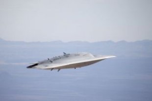 Drone-Northrop Grumman X-47B crédit image : taringa.net